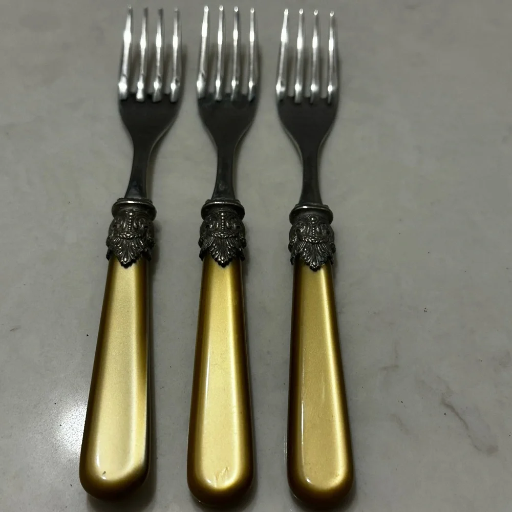 Vintage D & D Flatwear 3 Salad Forks Gold Pearl 7.5” 18/10